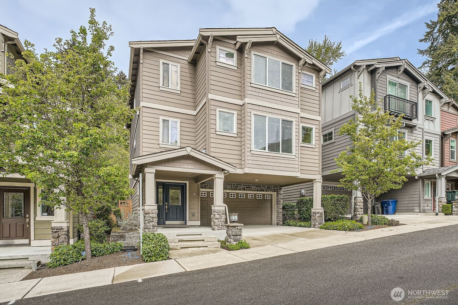 10502 SE 10th Court, Bellevue, WA 98004