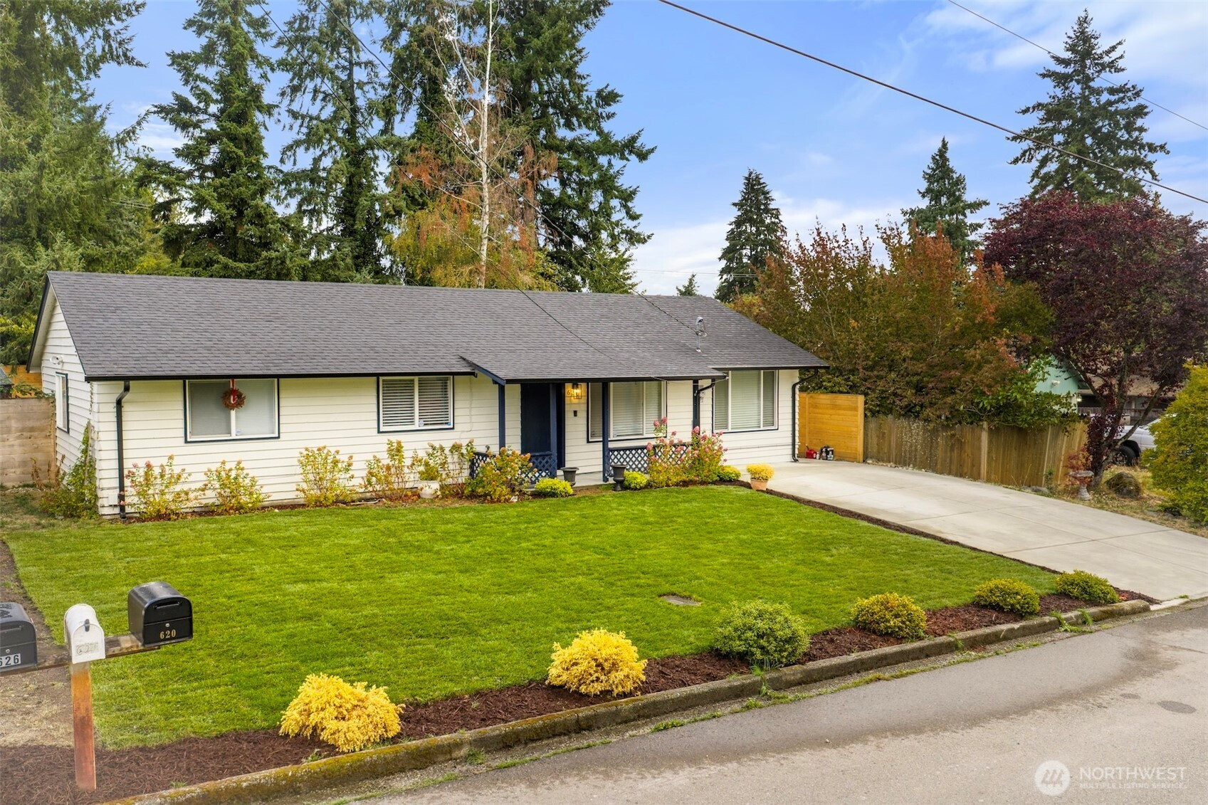 620 SW 302nd Street, Federal Way, WA 98023