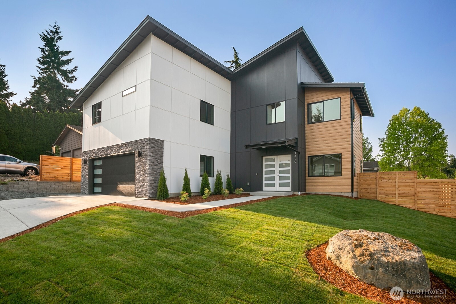 1429 S 259th Street, Des Moines, WA 98198