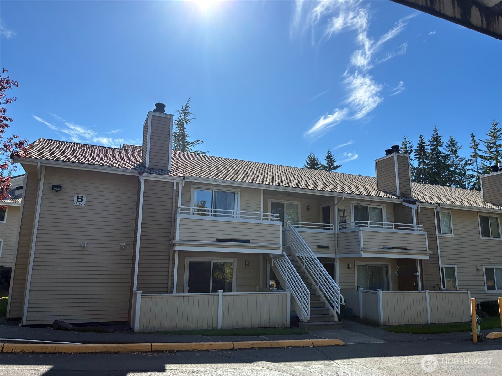21301 52nd Avenue W, Mountlake Terrace, WA 98043