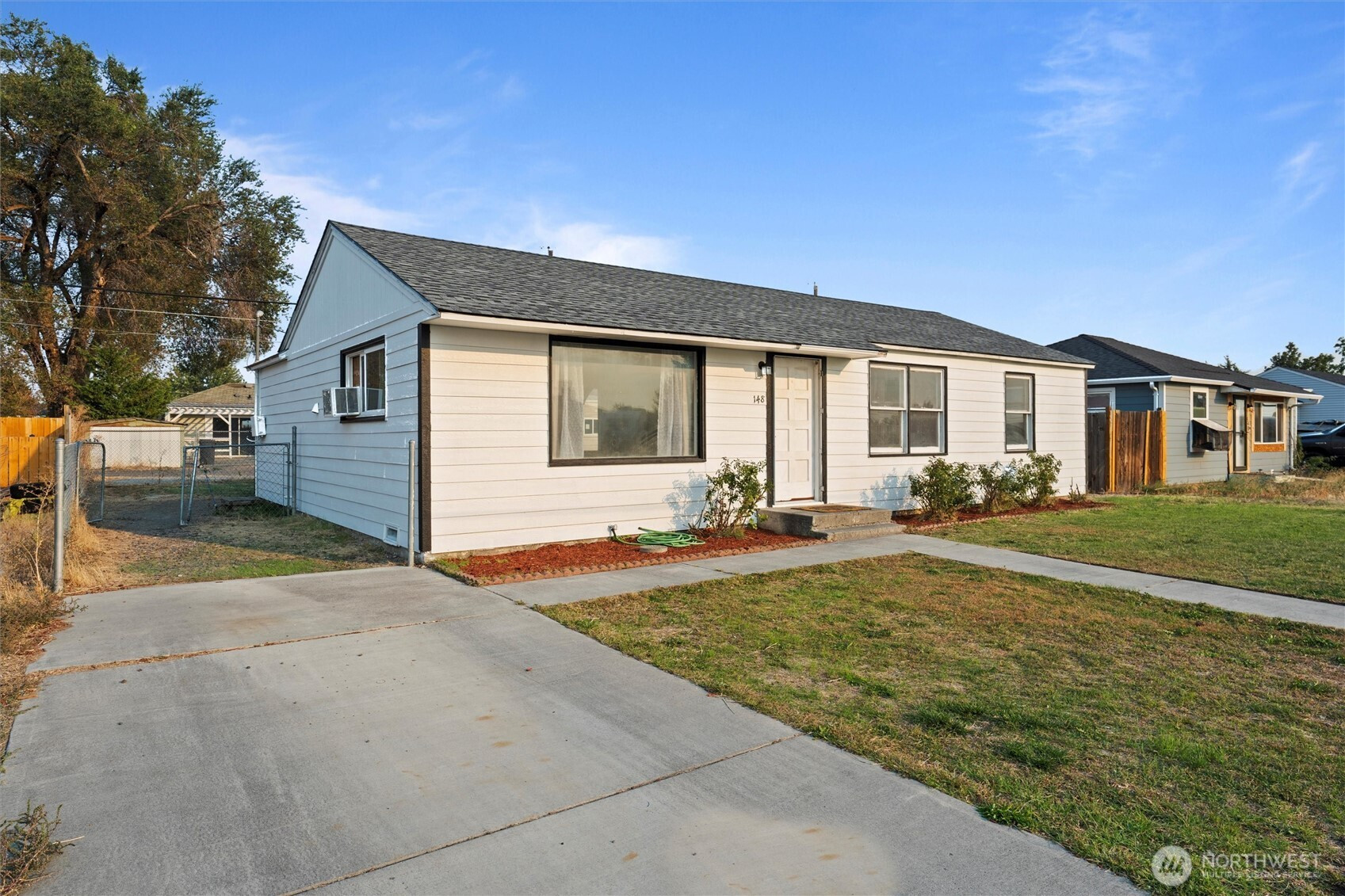 148 D Street SE, Ephrata, WA 98823