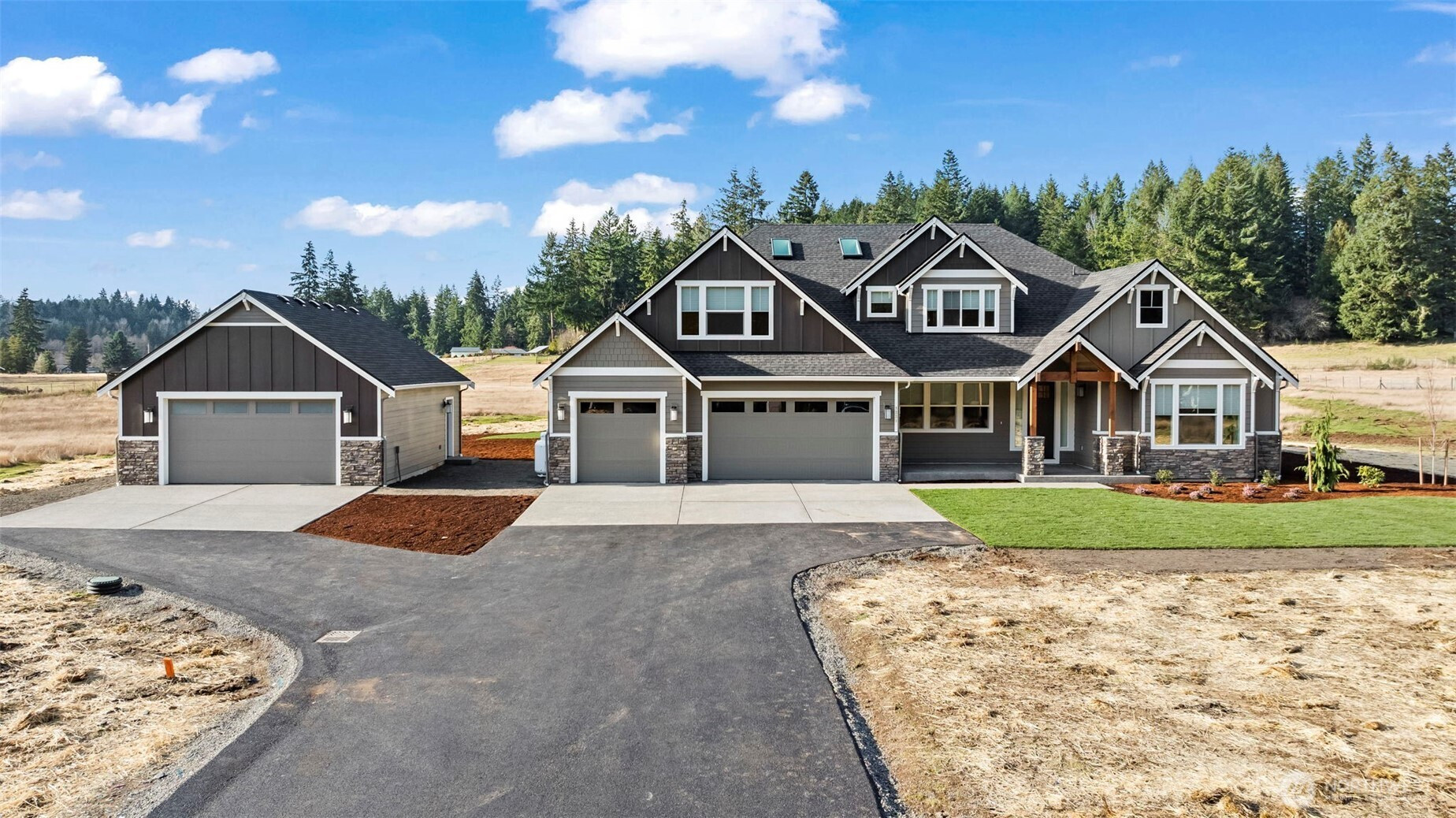 10402 66th Avenue NW, Gig Harbor, WA 98332