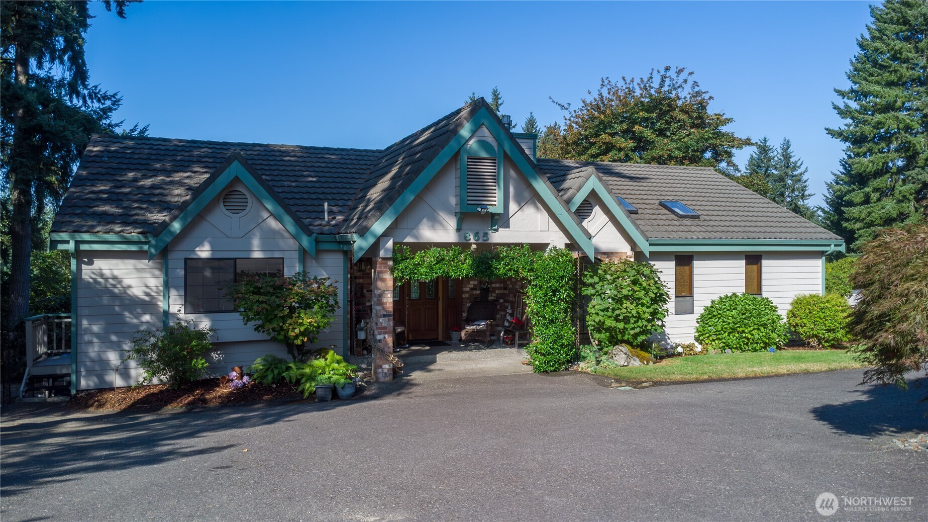 865 NE Rimrock Drive, Bremerton, WA 98311