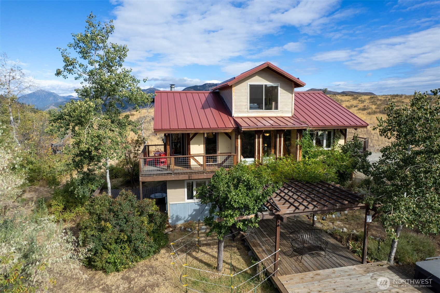 57 Lealand Lane, Winthrop, WA 98862