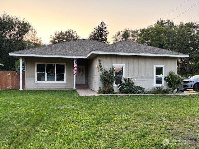 420 Juniper Street, Oroville, WA 98844
