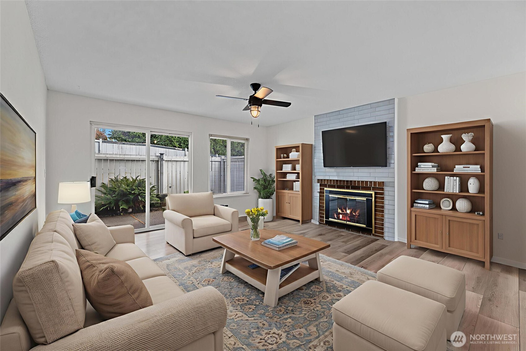 8823 Holly Drive, Everett, WA 98208