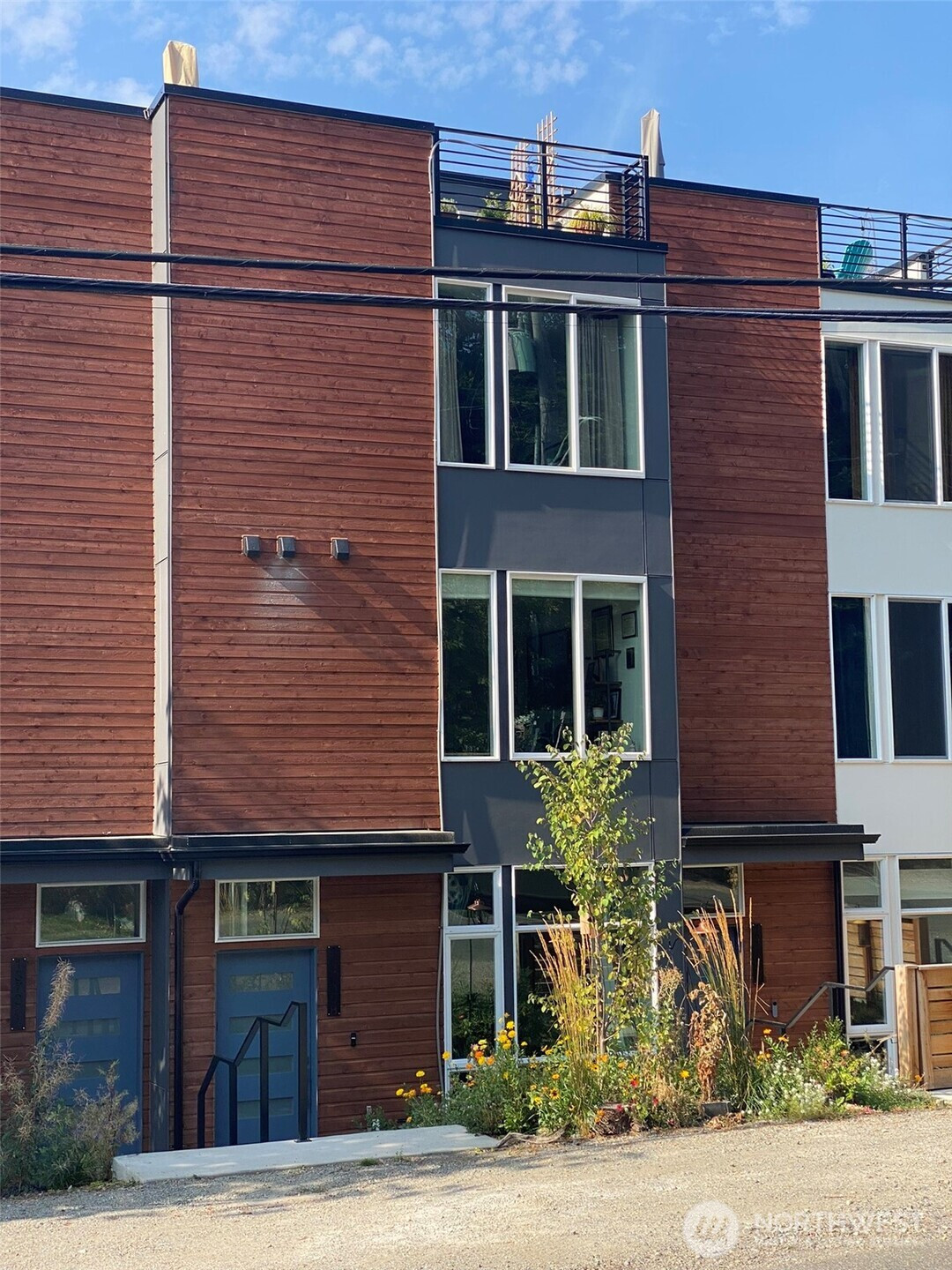 13735 35th Avenue NE, Seattle, WA 98125