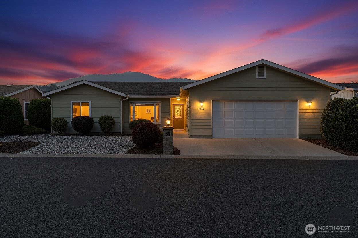 1240 Gallers Street, Wenatchee, WA 98801