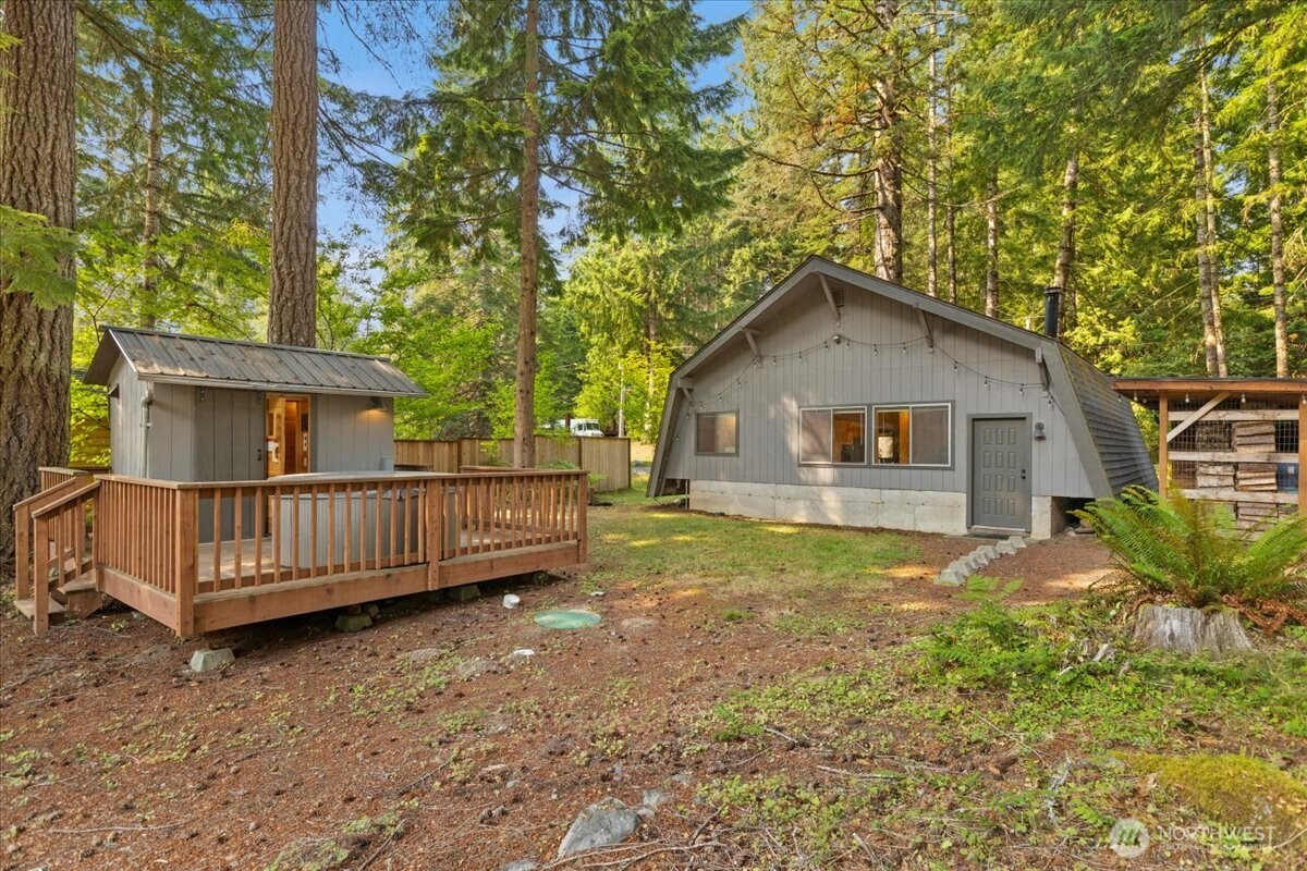 219 Paradise Drive, Ashford, WA 98304