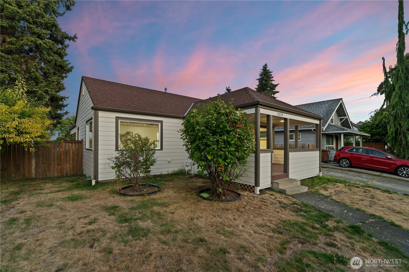 5219 S Thompson Avenue, Tacoma, WA 98408