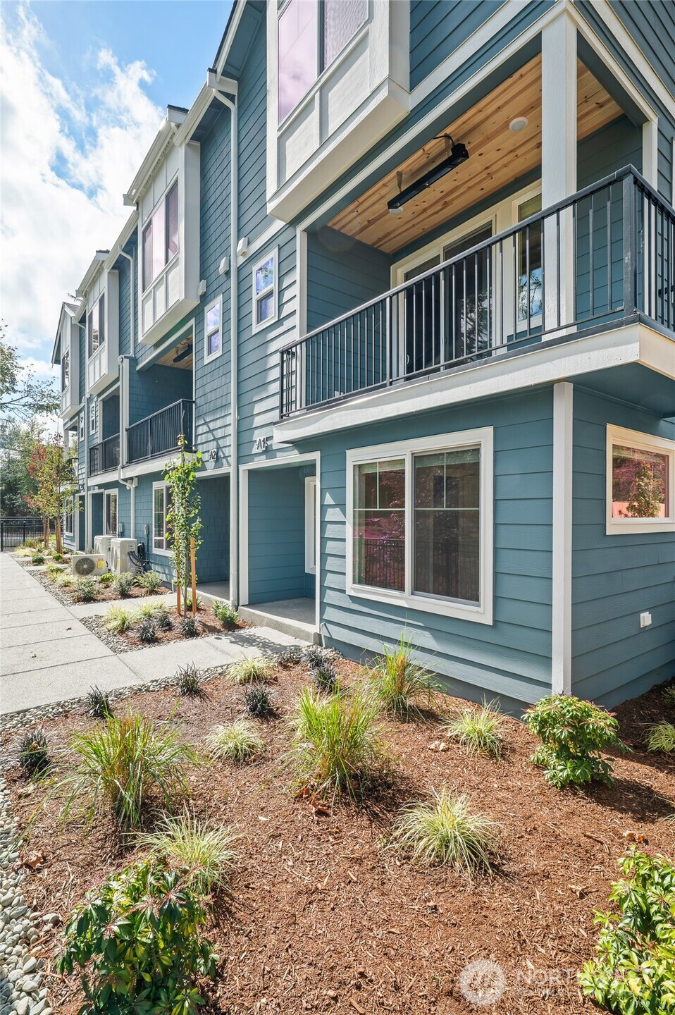 14424 Madison Way, Lynnwood, WA 98087