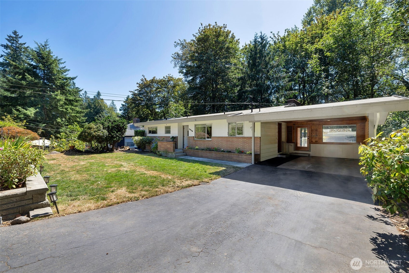 1515 NE 106th Street, Seattle, WA 98125