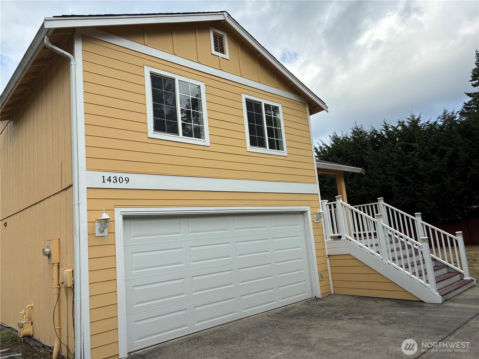 14309 2nd Avenue E, Tacoma, WA 98445
