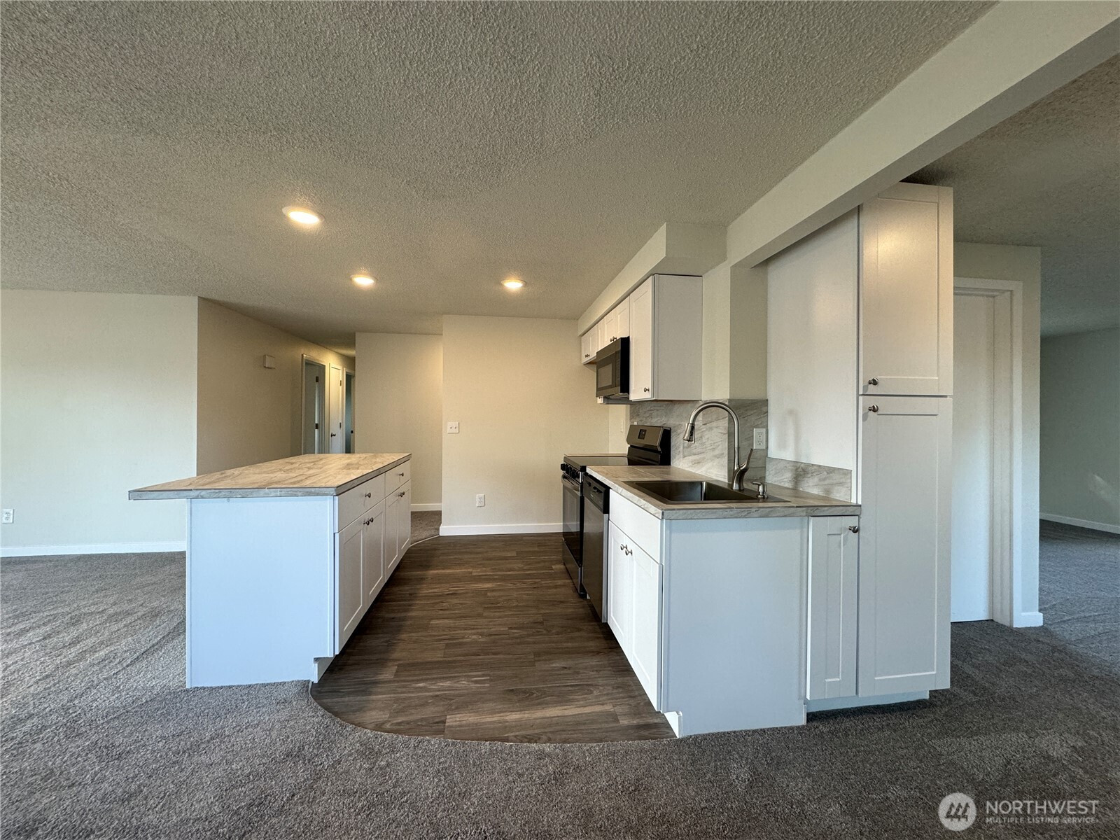 3337 Pine Street, Longview, WA 98632