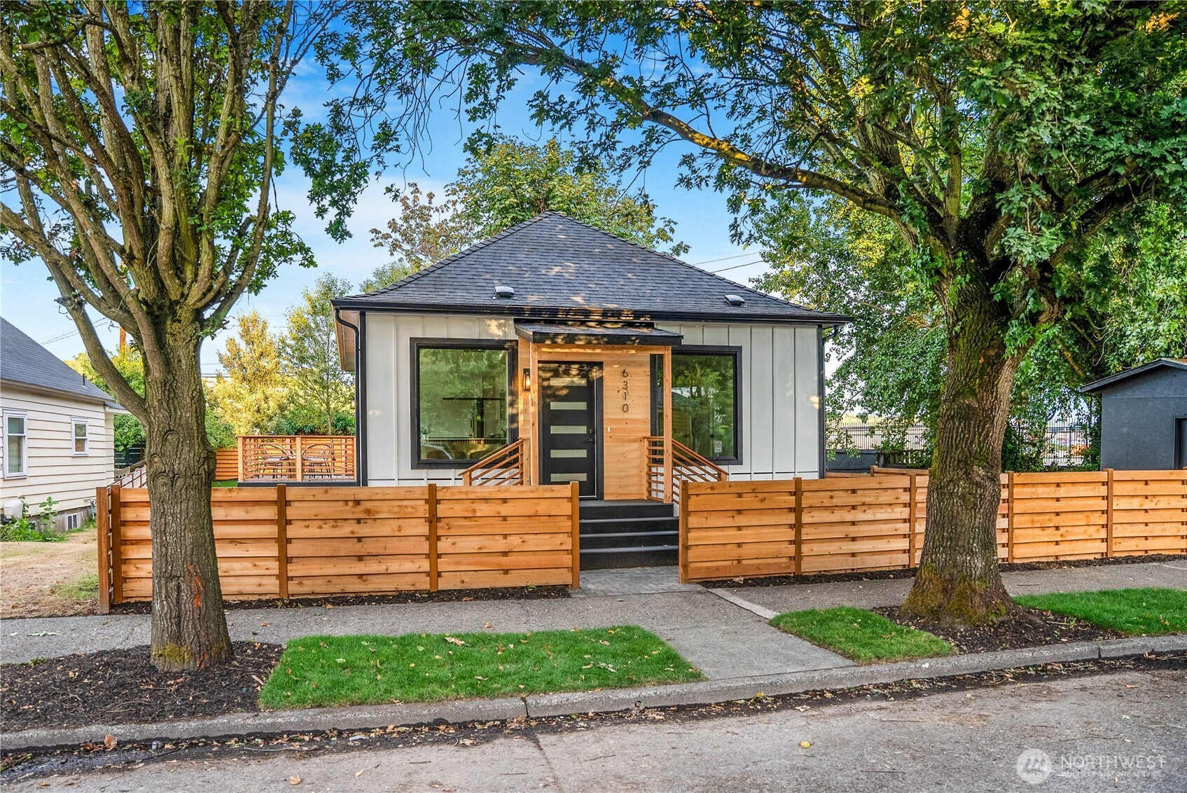 6310 S Ellis Avenue, Seattle, WA 98108