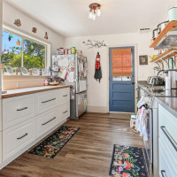 3654 35th Avenue W, Seattle, WA 98199