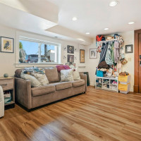 3654 35th Avenue W, Seattle, WA 98199