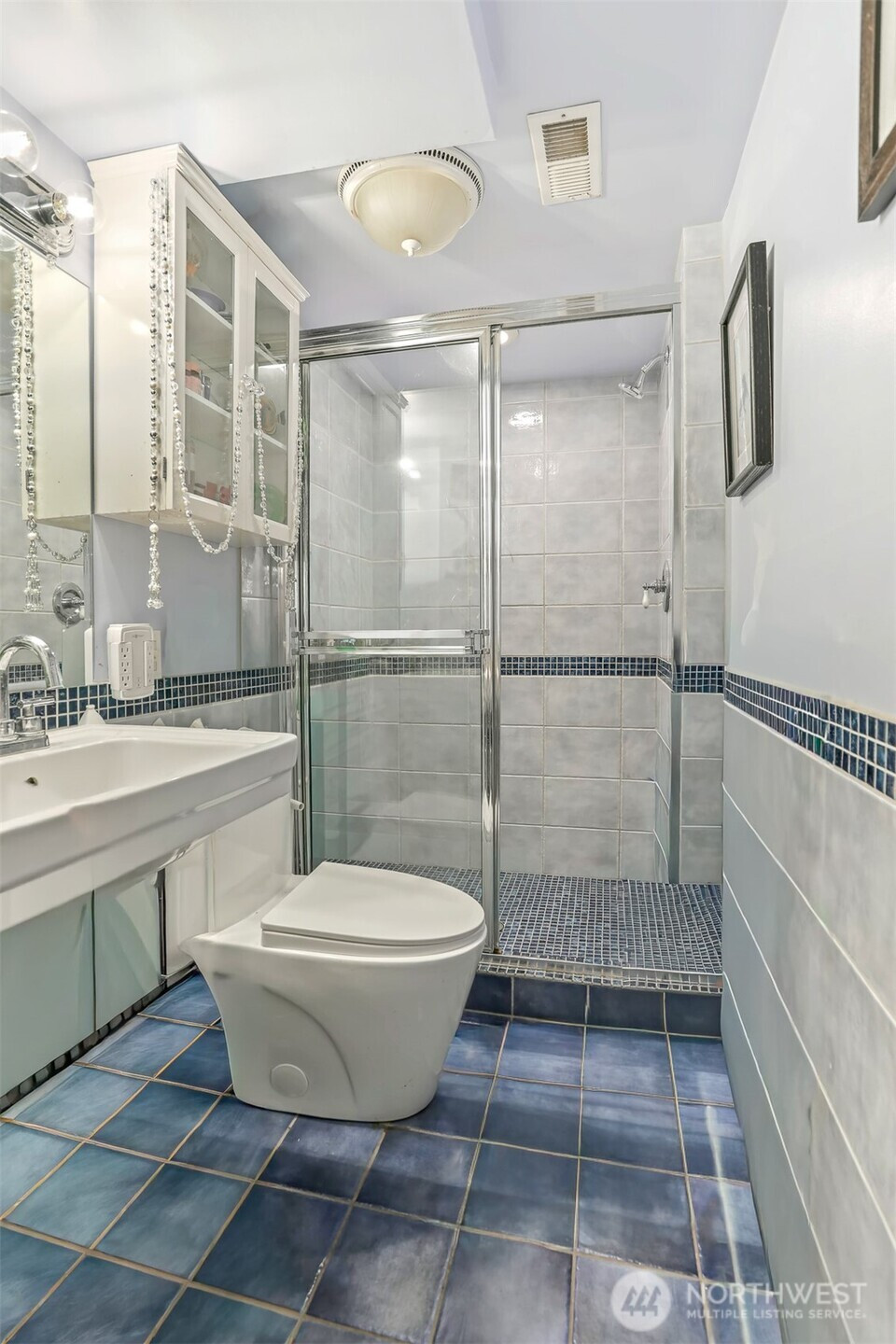 3654 35th Avenue W, Seattle, WA 98199