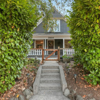3654 35th Avenue W, Seattle, WA 98199