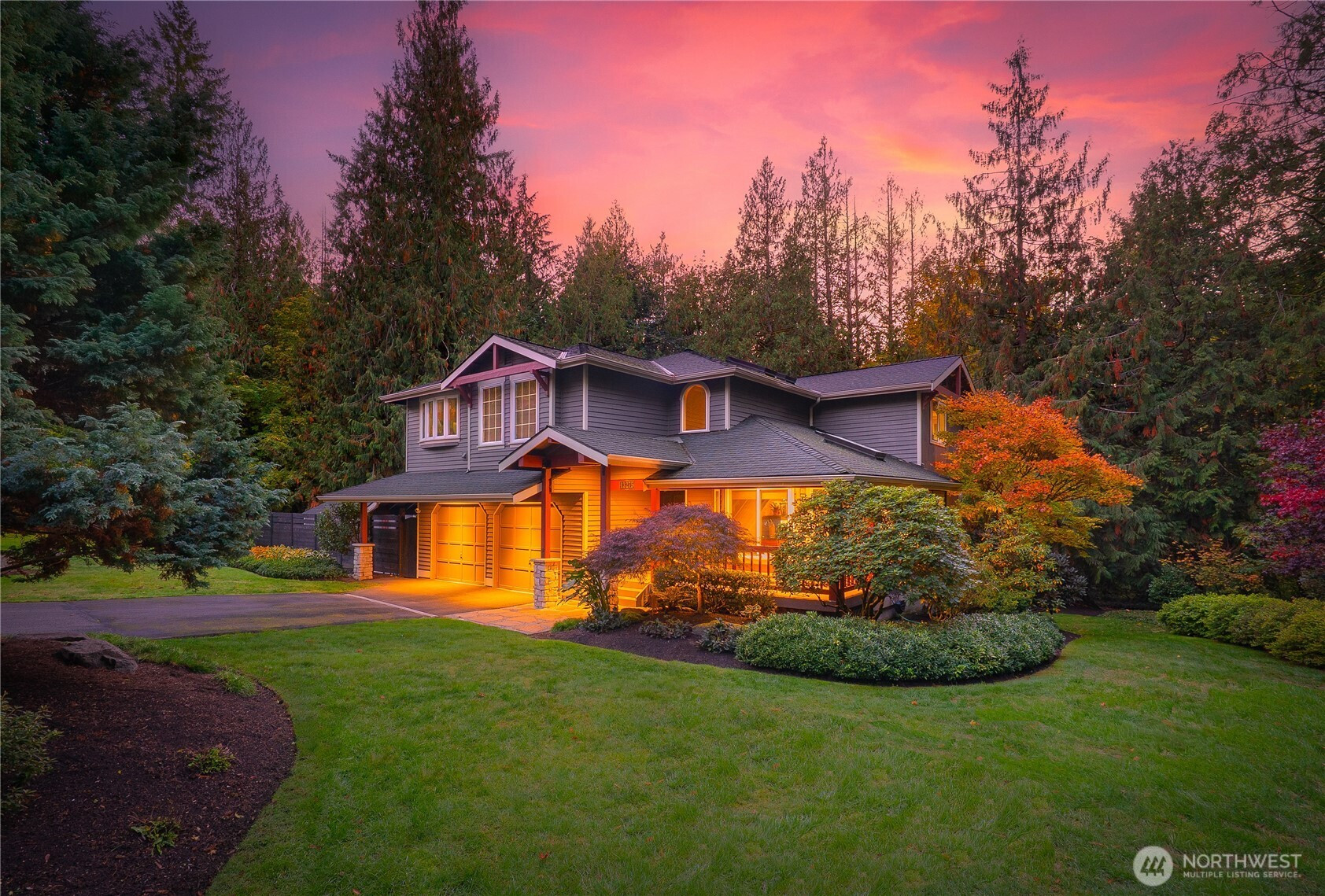 13275 242nd Place SE, Issaquah, WA 98027