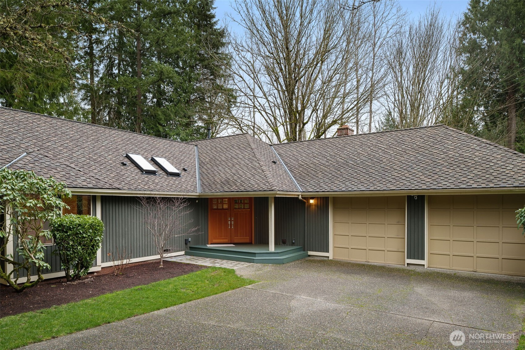 4230 212th Avenue NE, Sammamish, WA 98074