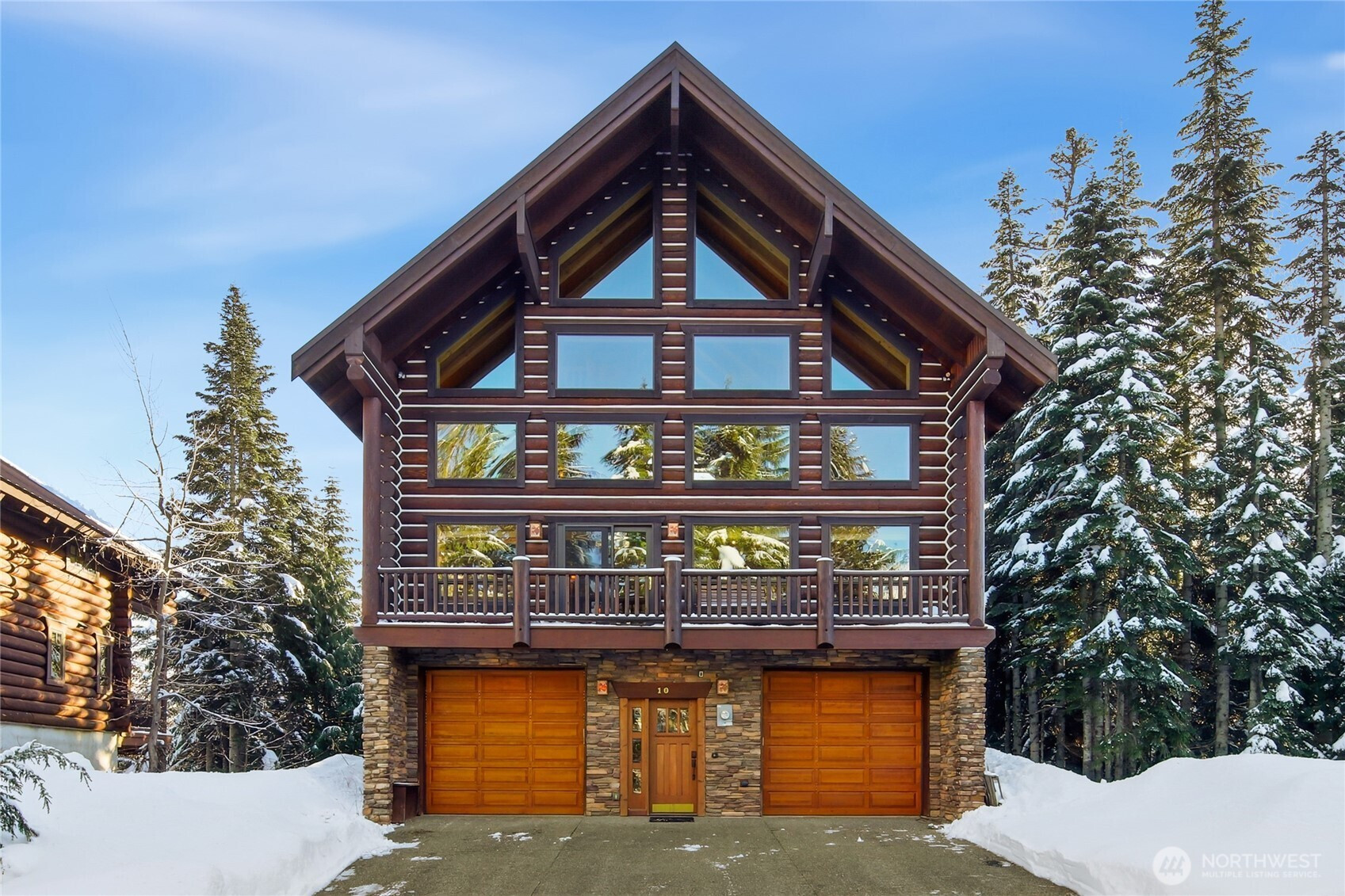 10 Summit Way, Snoqualmie Pass, WA 98068