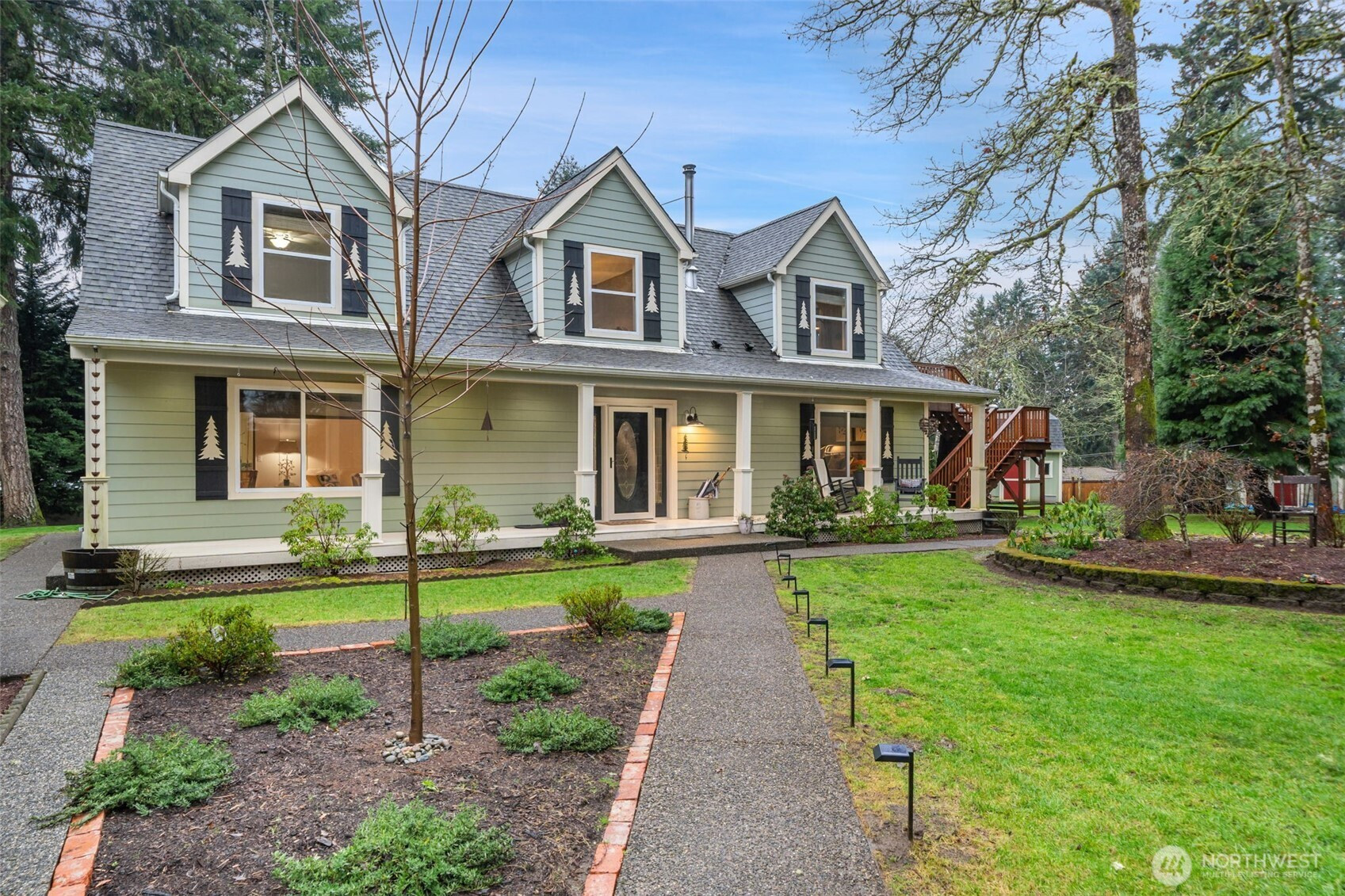 603 School St SE, Lacey, WA 98503