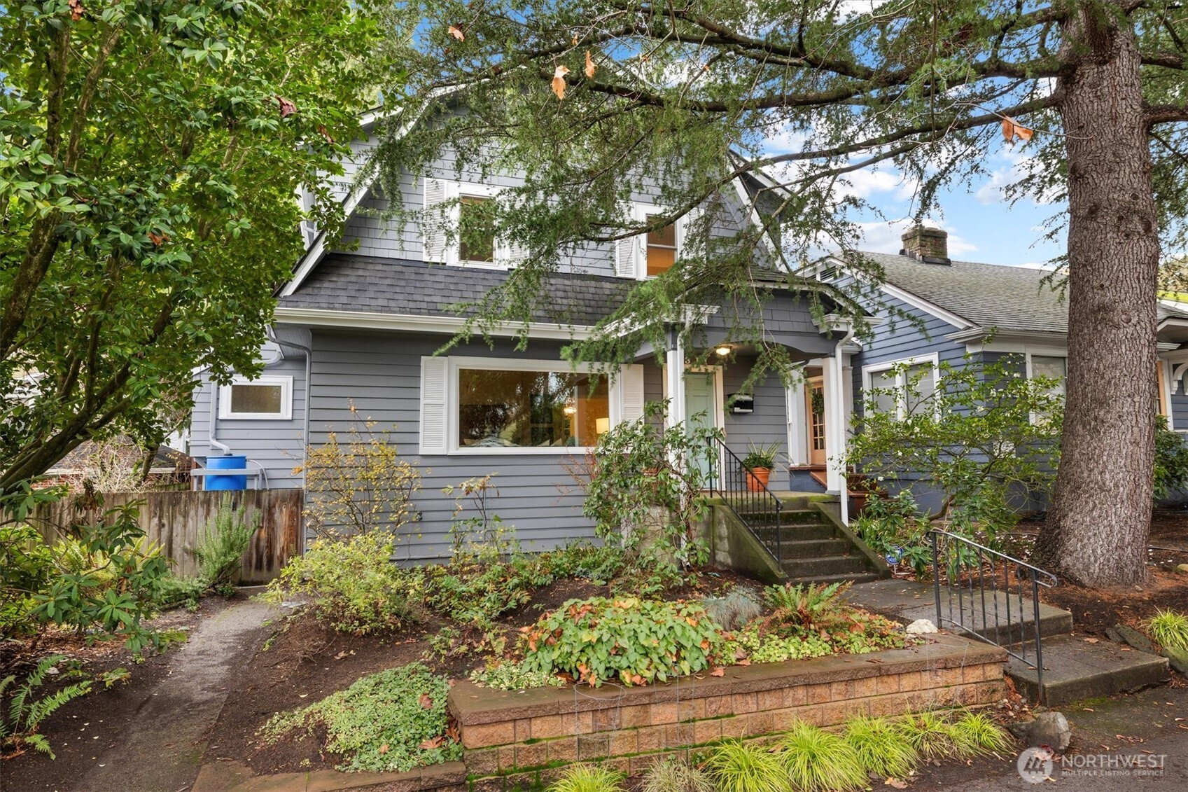 6311 Brooklyn Avenue NE, Seattle, WA 98115