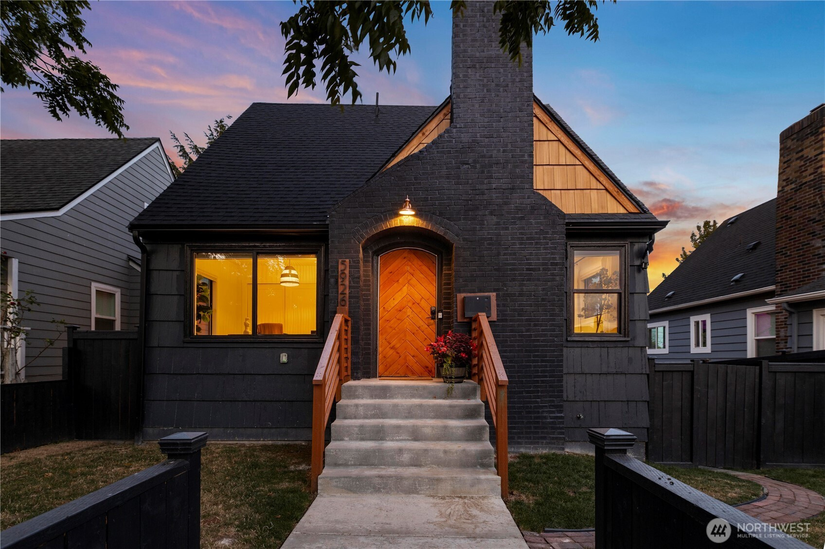 5926 34th Avenue SW, Seattle, WA 98126