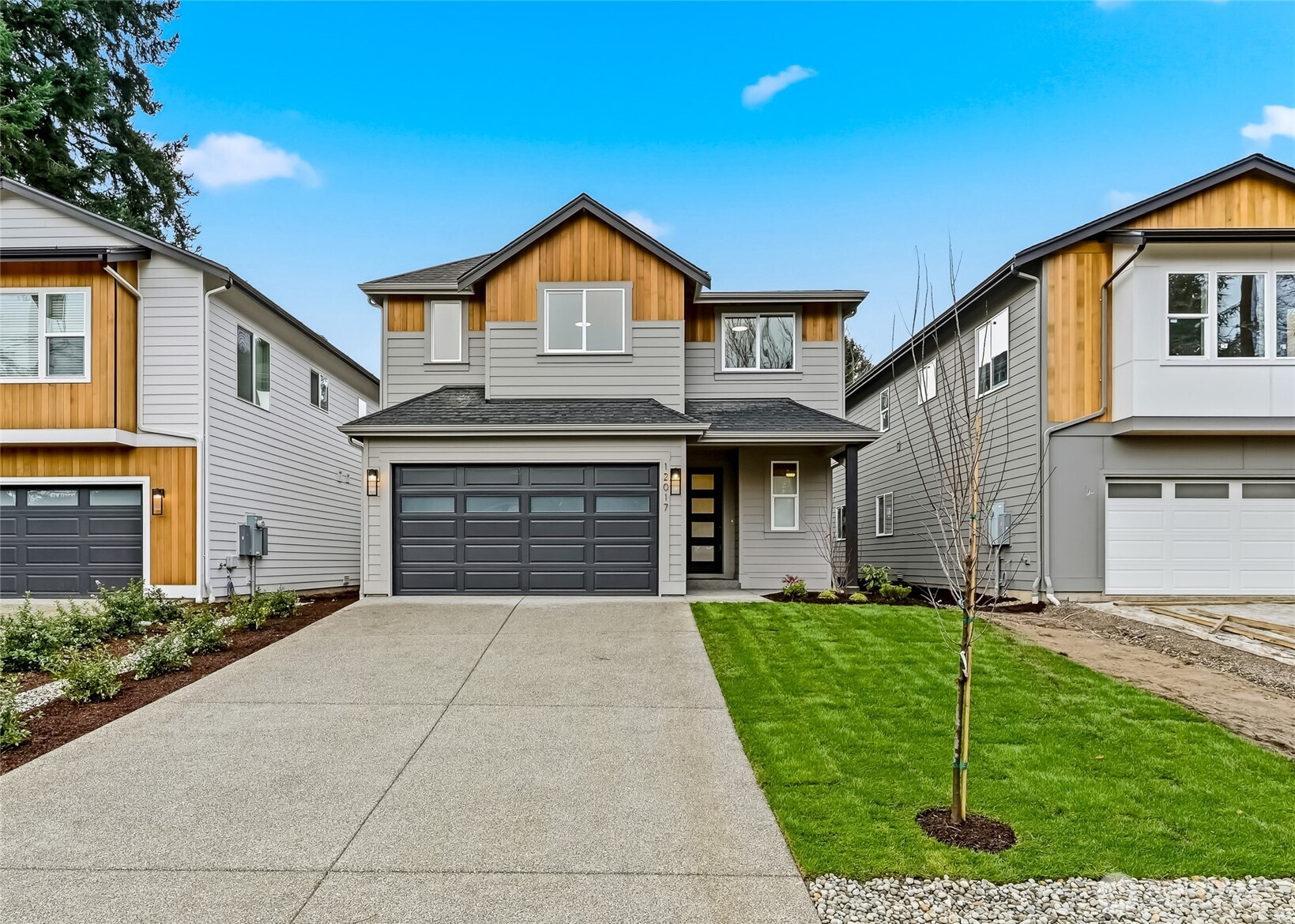 12017 44th Avenue S, Tukwila, WA 98178