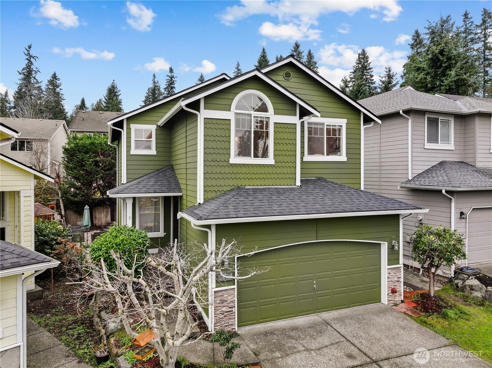7552 NE 203rd Street, Kenmore, WA 98028