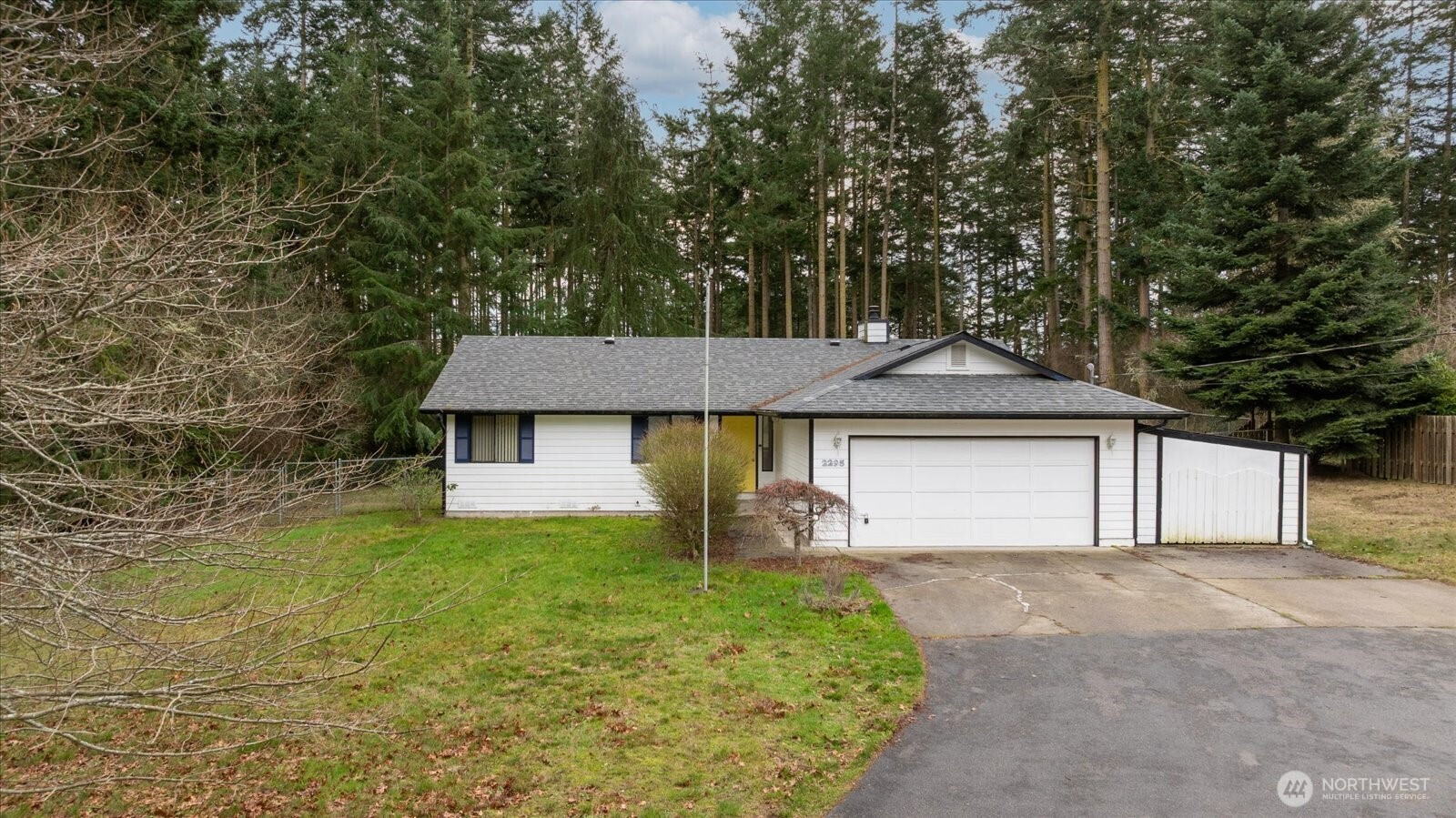 2295 Wellman Place, Oak Harbor, WA 98277
