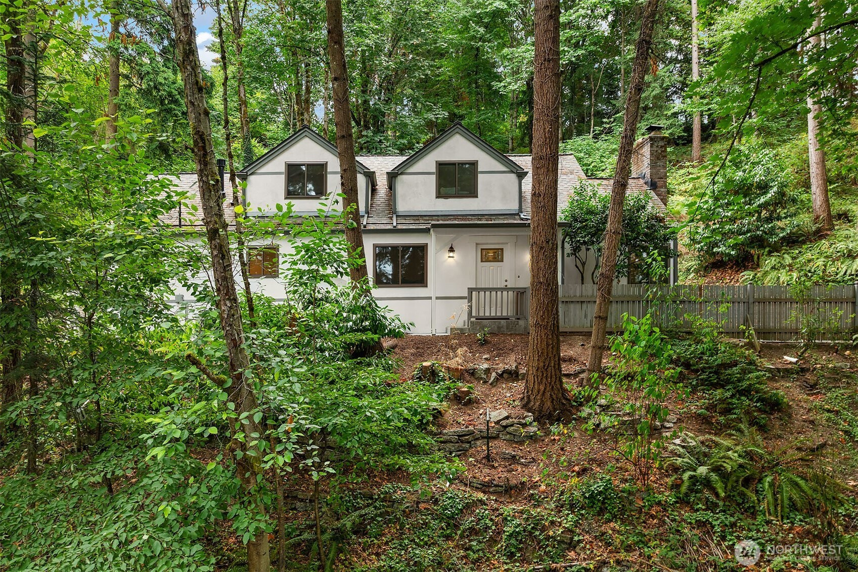 22651 SE 56th Street, Issaquah, WA 98029