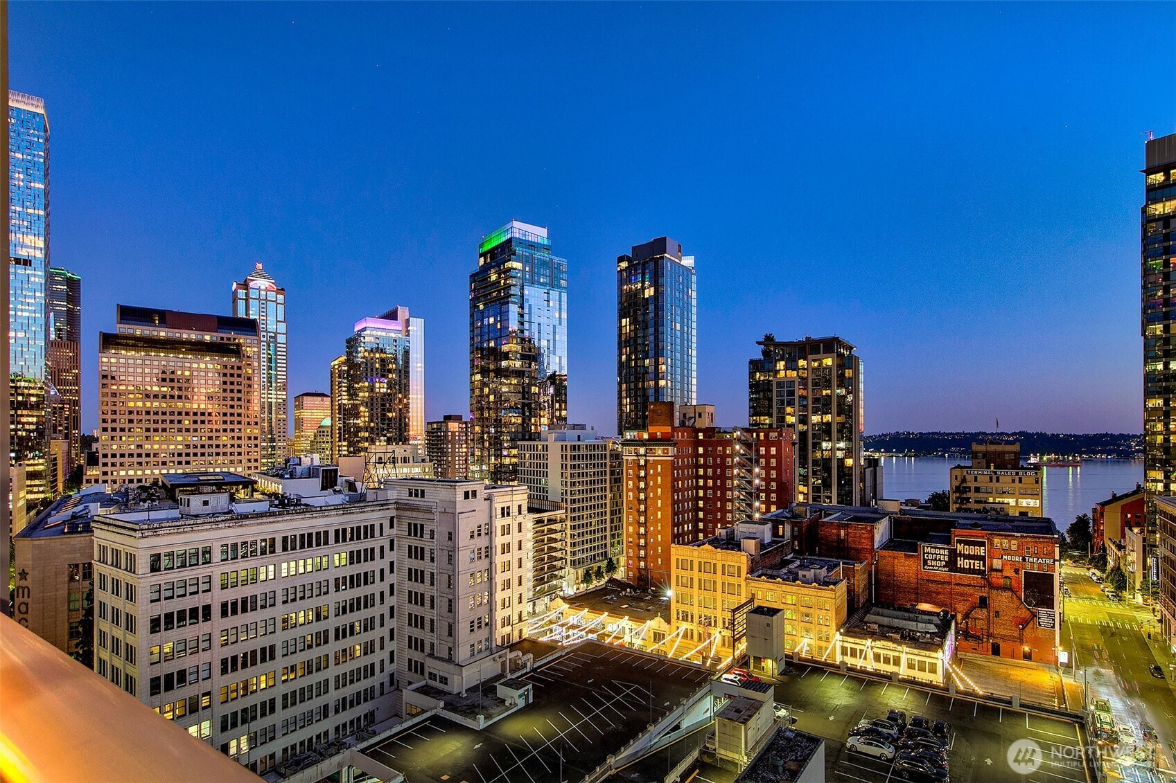 1920 4th Avenue, Seattle, WA 98101