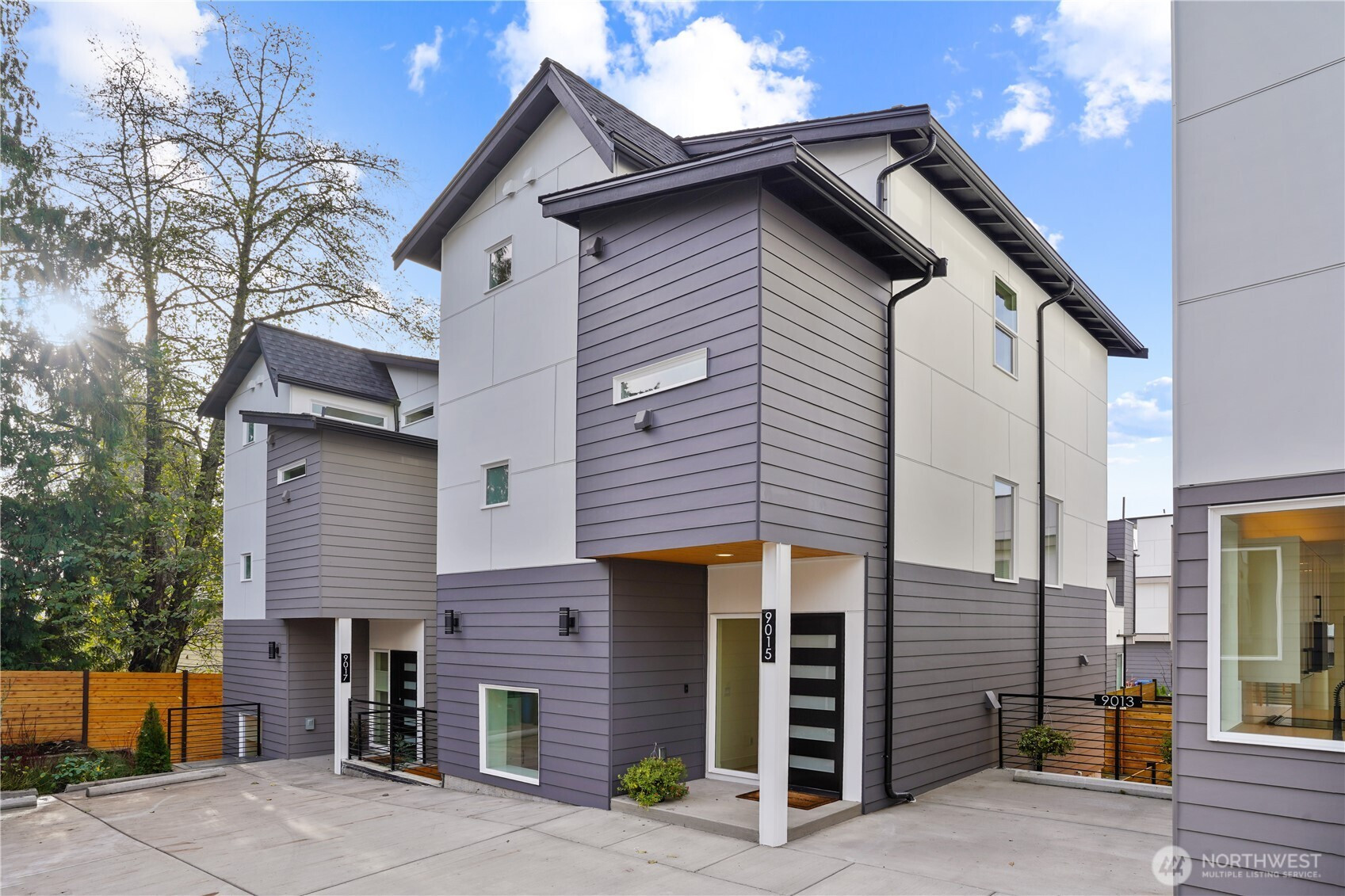 9015 14th Avenue SW, Seattle, WA 98106