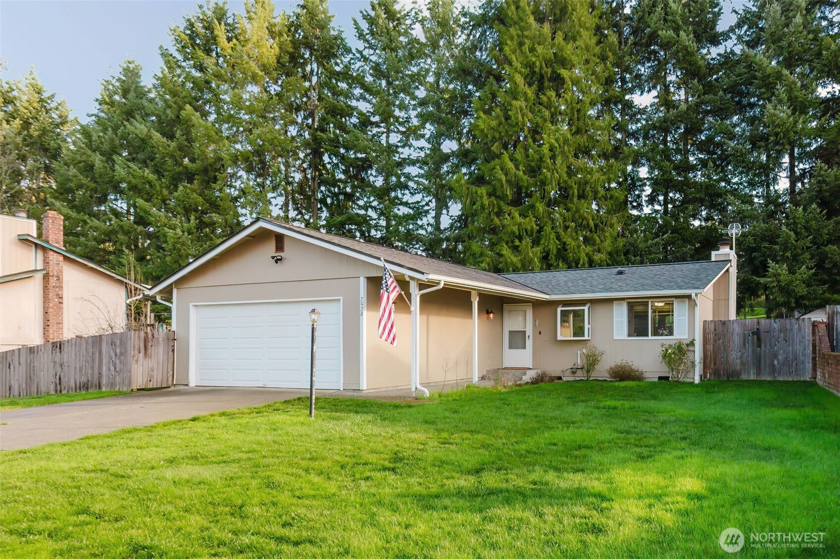 7528 Blackbird, Bremerton, WA 98311