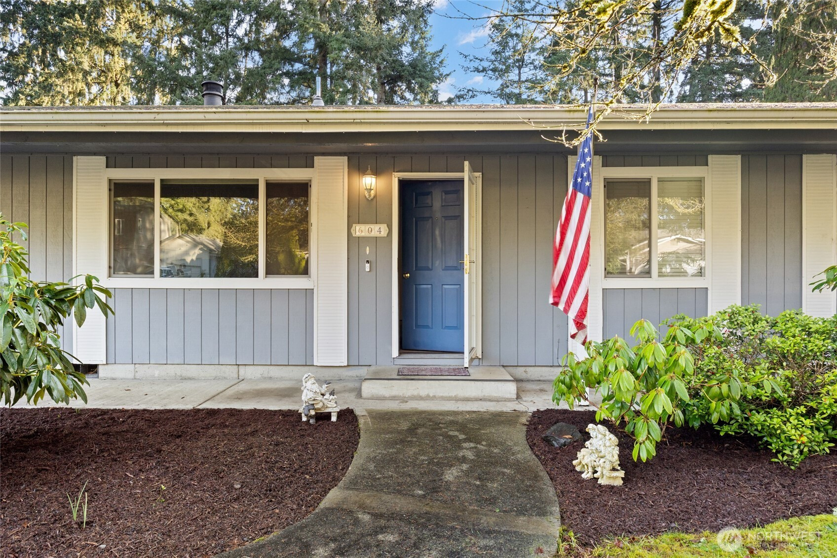 604 Hawks Glen Drive SE, Olympia, WA 98513