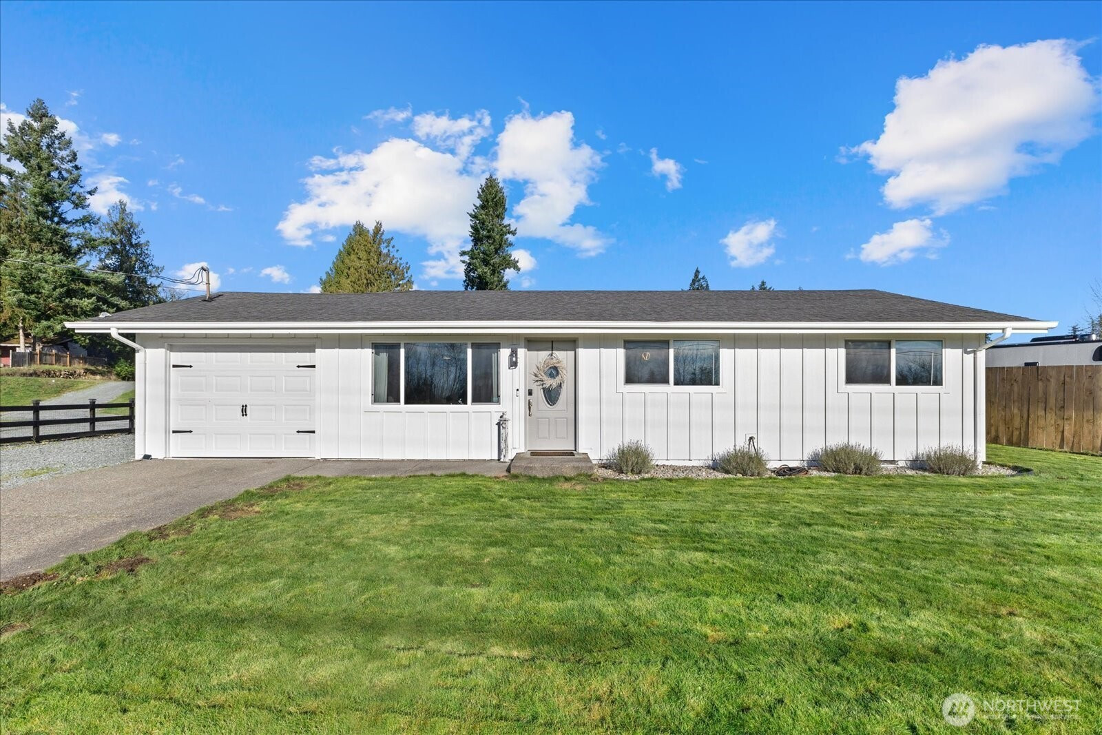 24517 Buckley Tapps Highway E, Buckley, WA 98321