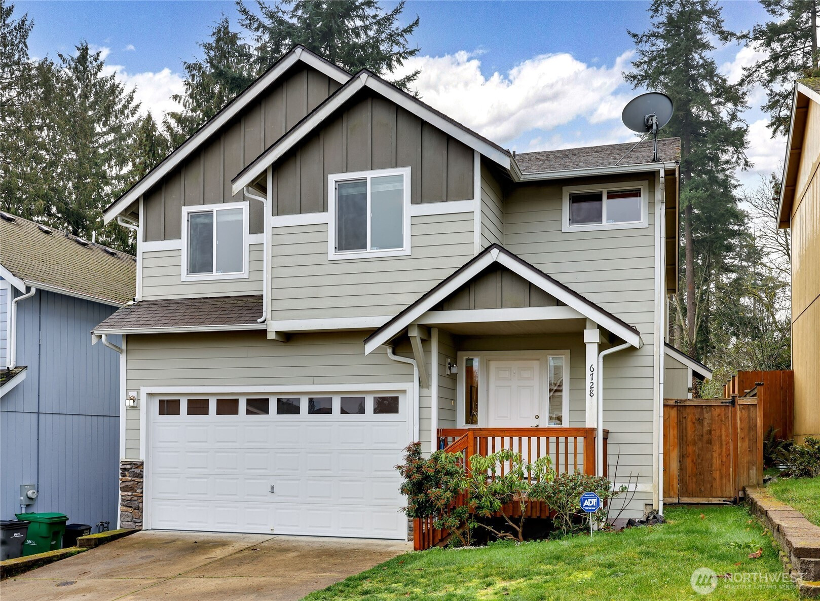 6728 Takota Place NE, Bremerton, WA 98311