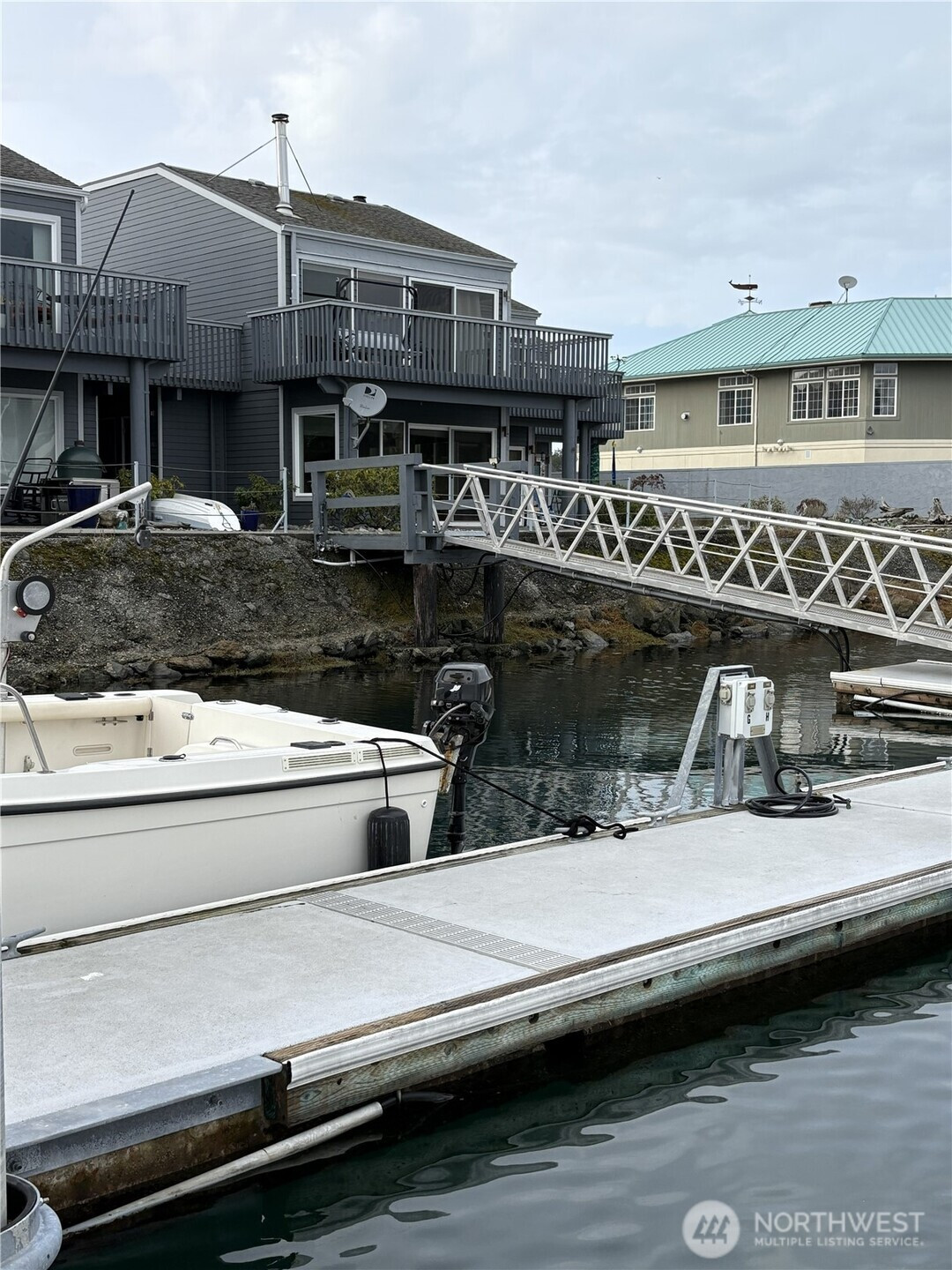 2001 Skyline Way, Anacortes, WA 98221