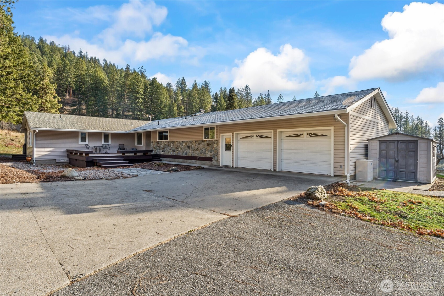128 C Buena Vista Drive, Colville, WA 99114