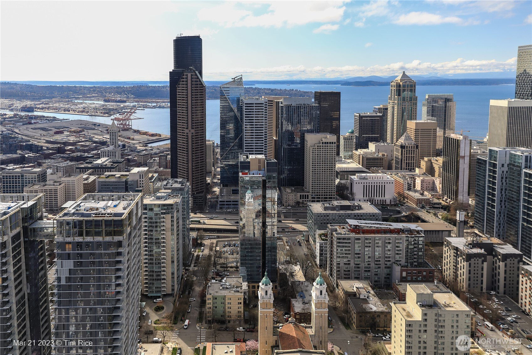 800 Columbia Street, Seattle, WA 98104