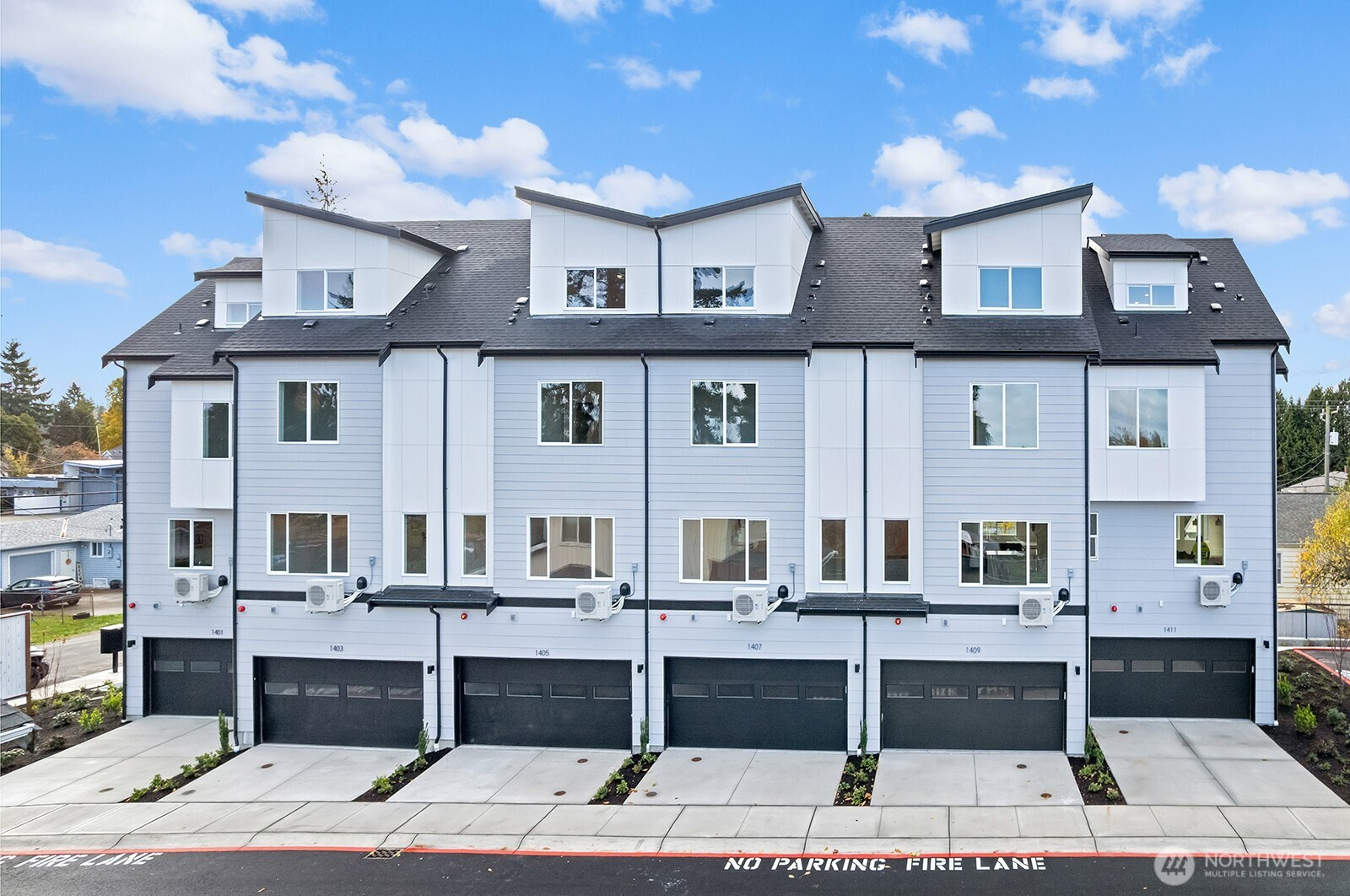 1403 SW 111th Lane, Seattle, WA 98164