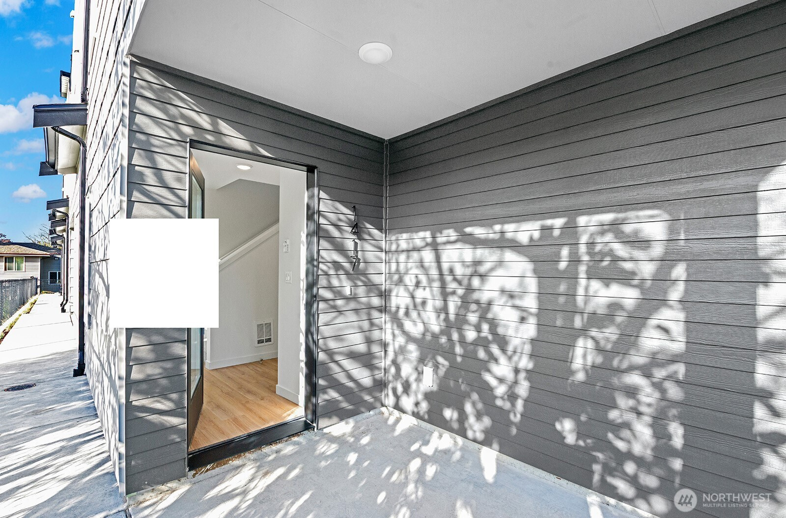 1417 SW 111th Lane, Seattle, WA 98164