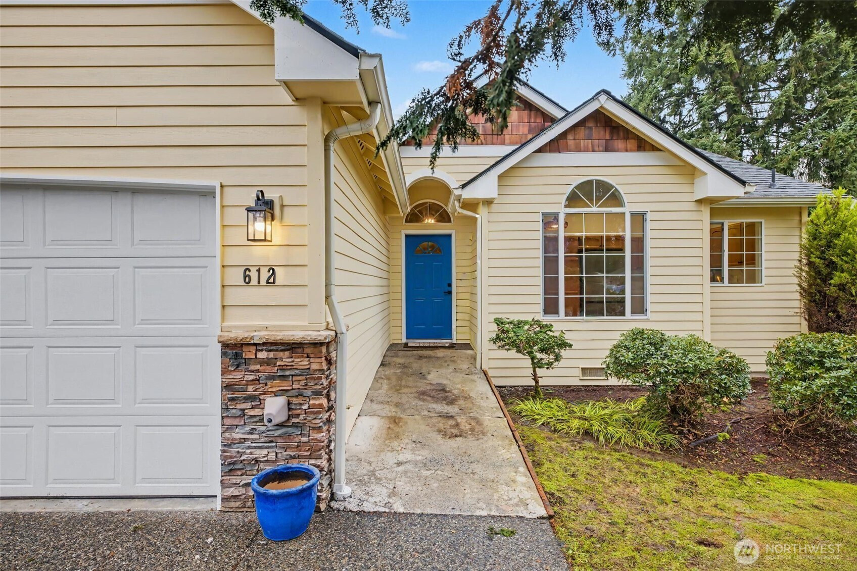 612 Elizabeth Street, Monroe, WA 98272