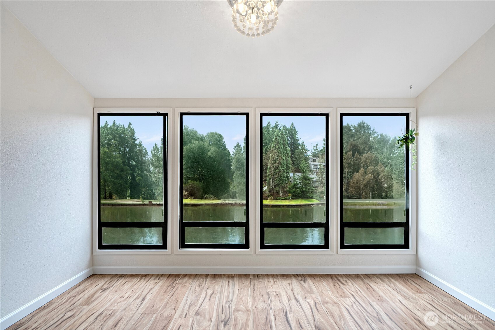 6260 139th Avenue NE, Redmond, WA 98052