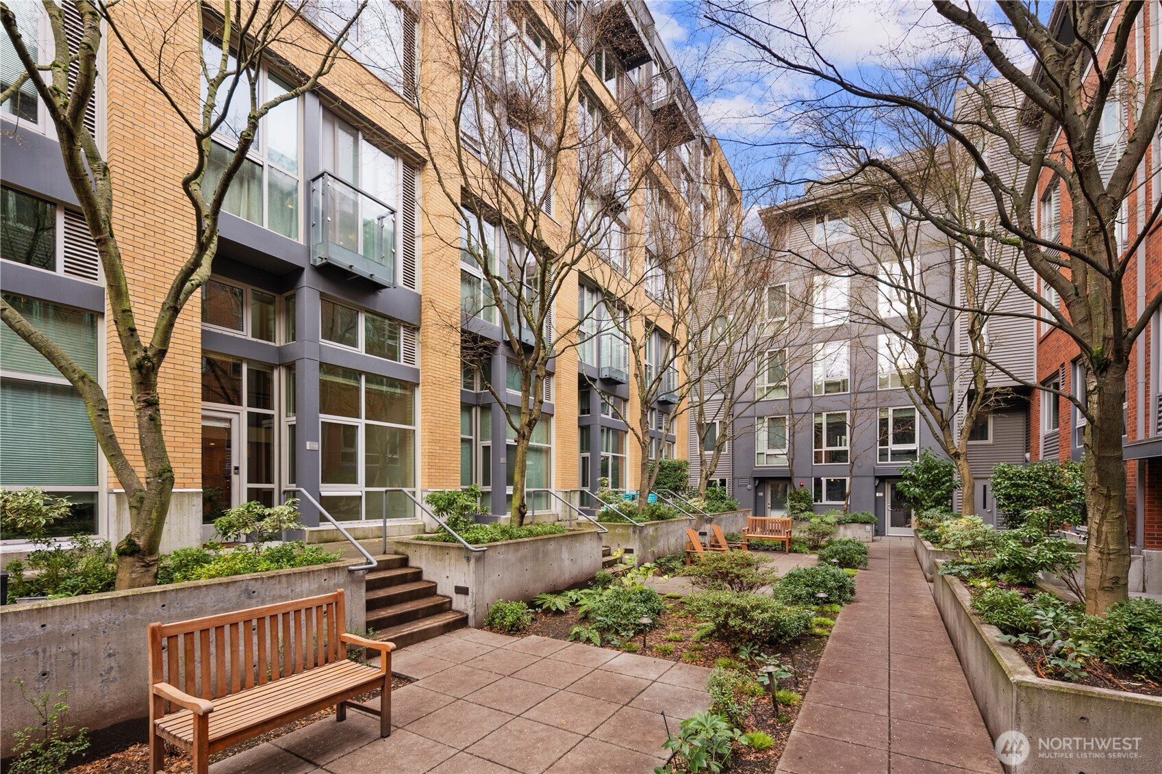 530 Broadway E, Seattle, WA 98102