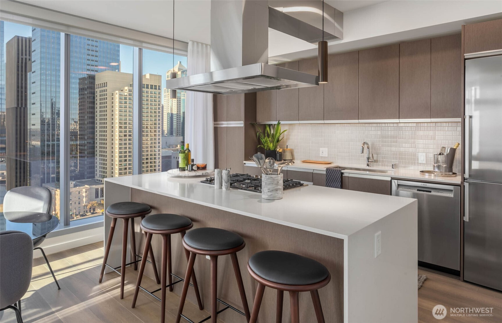 800 Columbia Street, Seattle, WA 98104