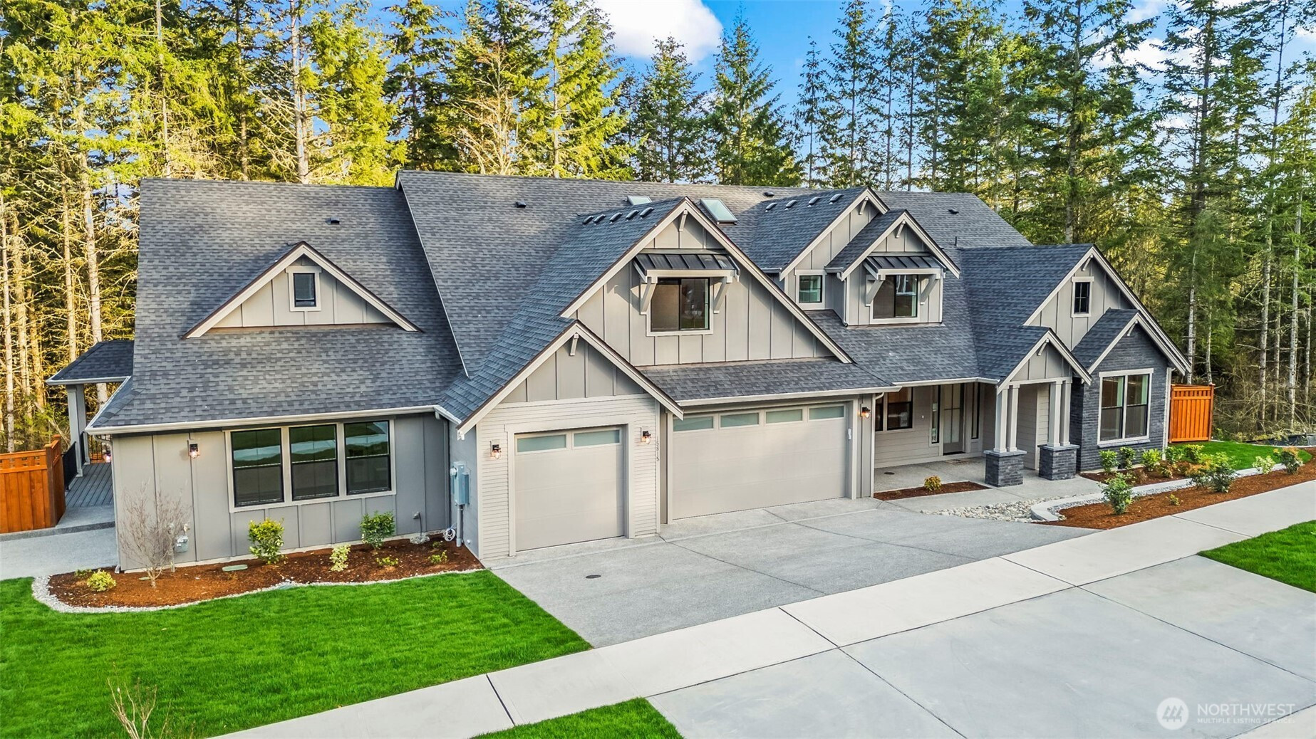 14932 210th Avenue E, Bonney Lake, WA 98391