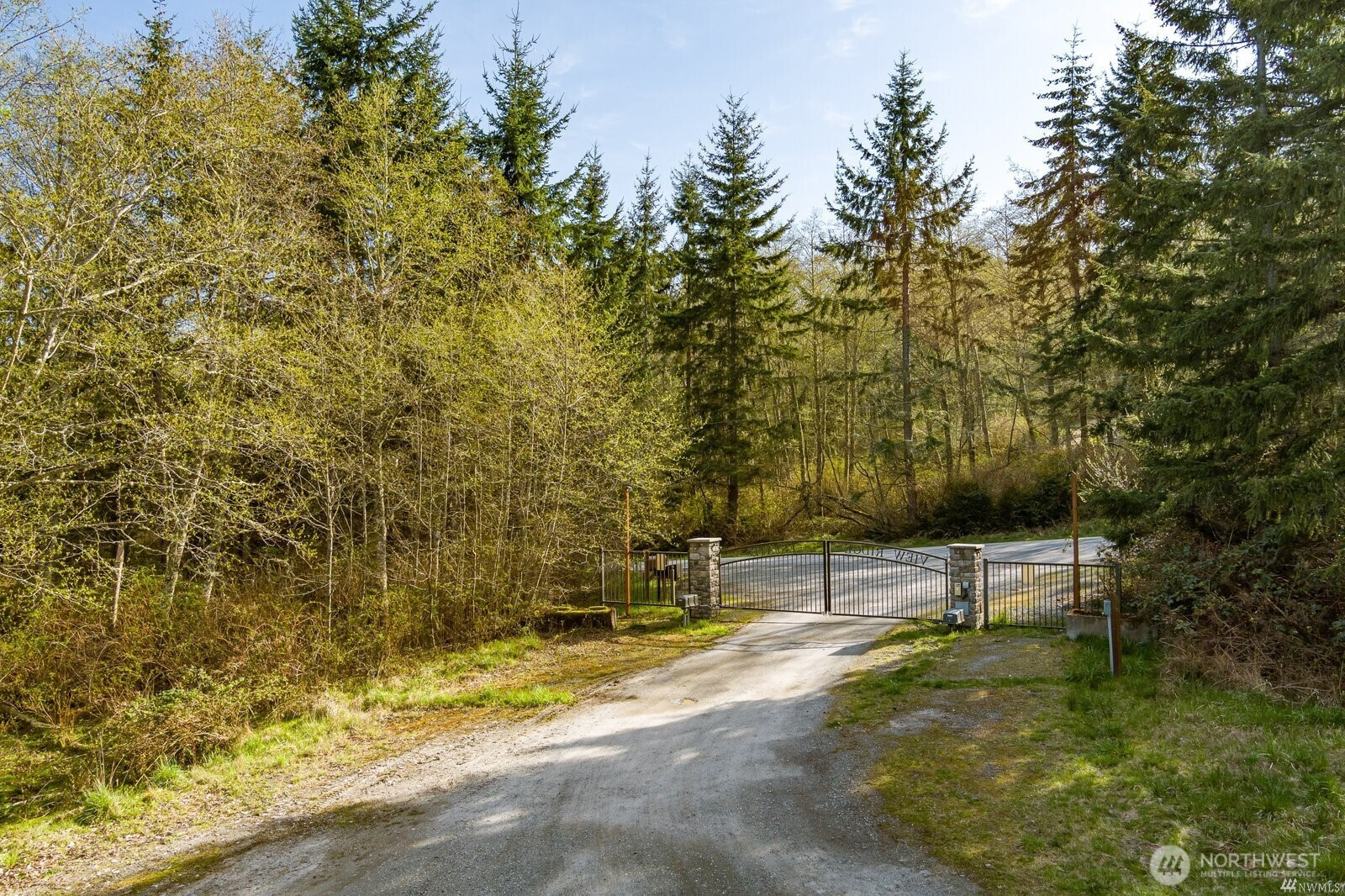 16 Water View Drive, Langley, WA 98260